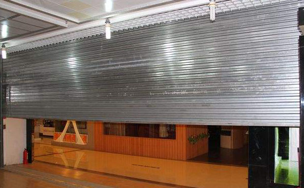 鋼(gāng)質防火卷簾門(mén).jpg 鋼質防火卷簾門.jpg
